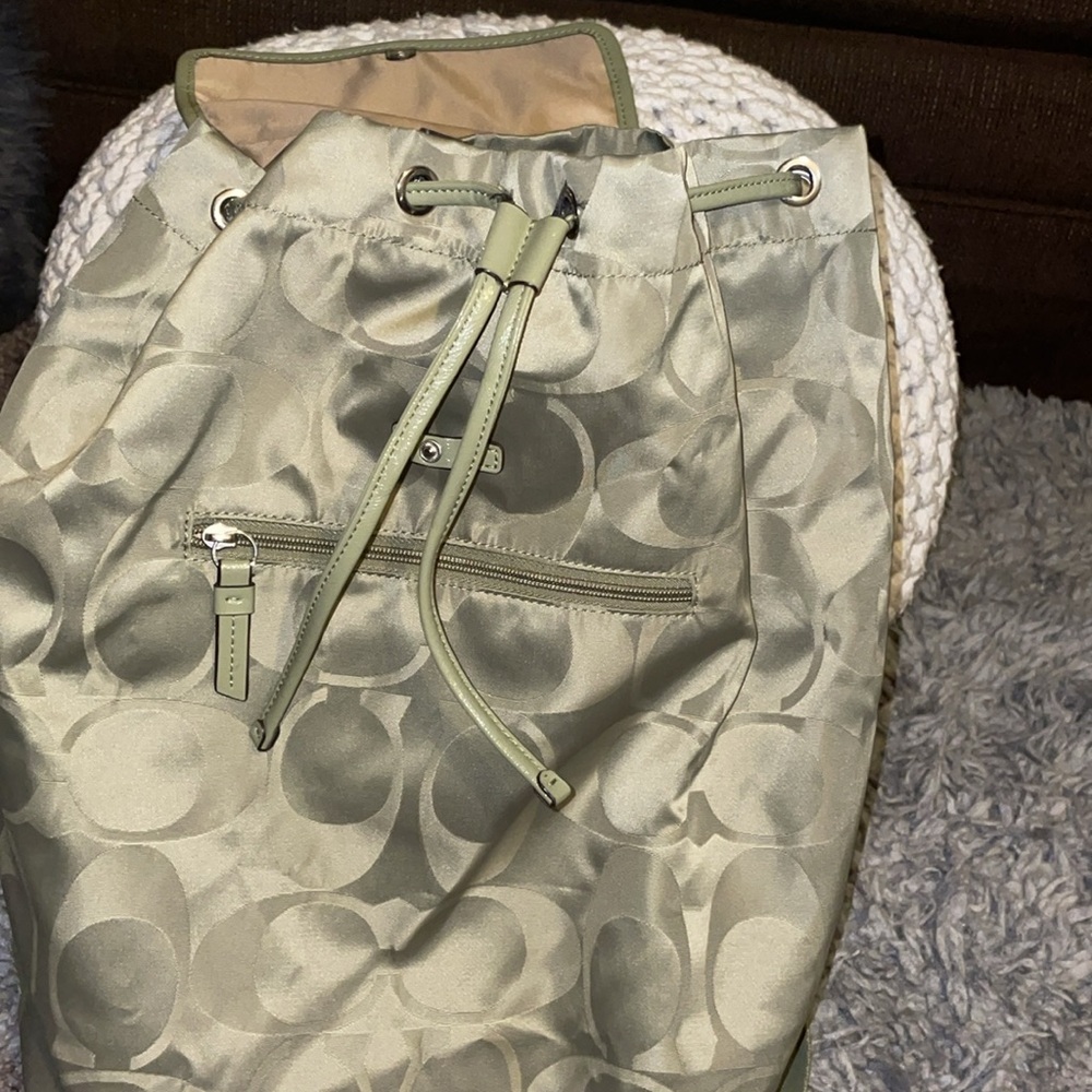 Coach back pack - Picture 6 of 7